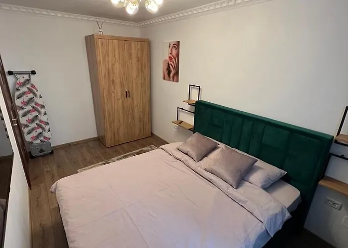 شقة Lnb Traian 4*