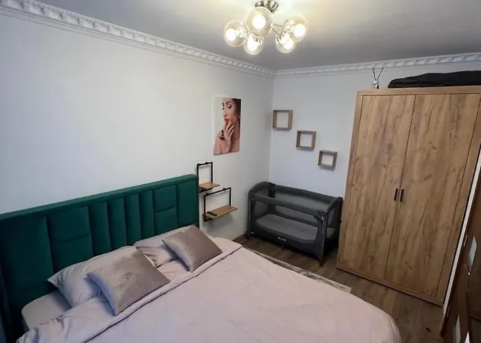 アパート Lnb Traian コンスタンツァ