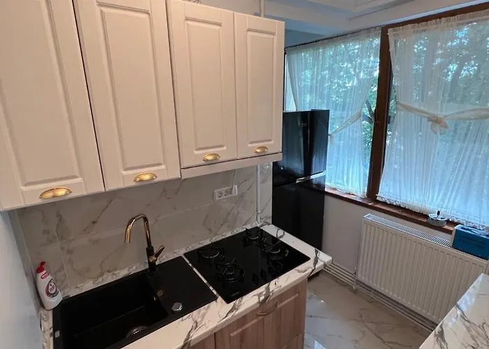 アパート Lnb Traian 4*